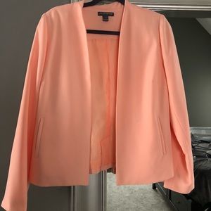 Maternity blazer